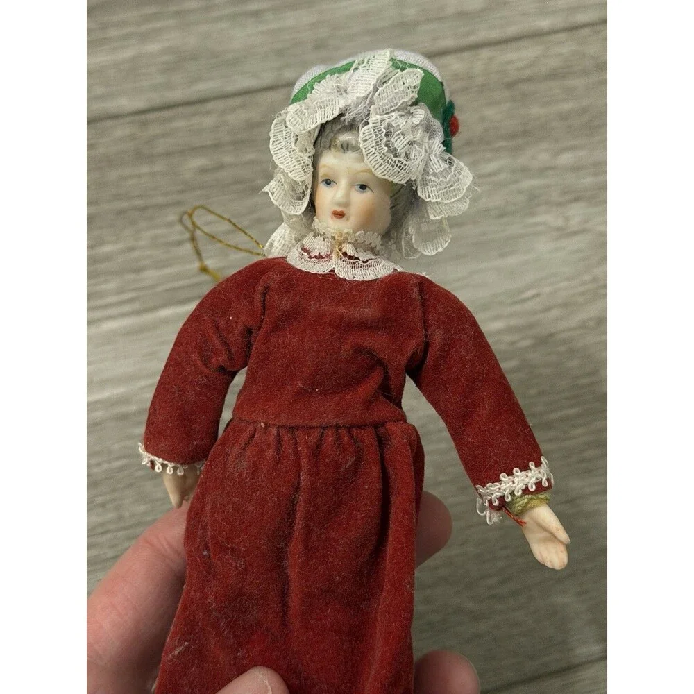 VTG Victorian Style Porcelain Woman Doll Red Velvet Dress/Holly Bonnet Ornament